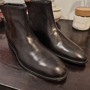 John Varvatos Black Leather Boots NWOT Size 9.5